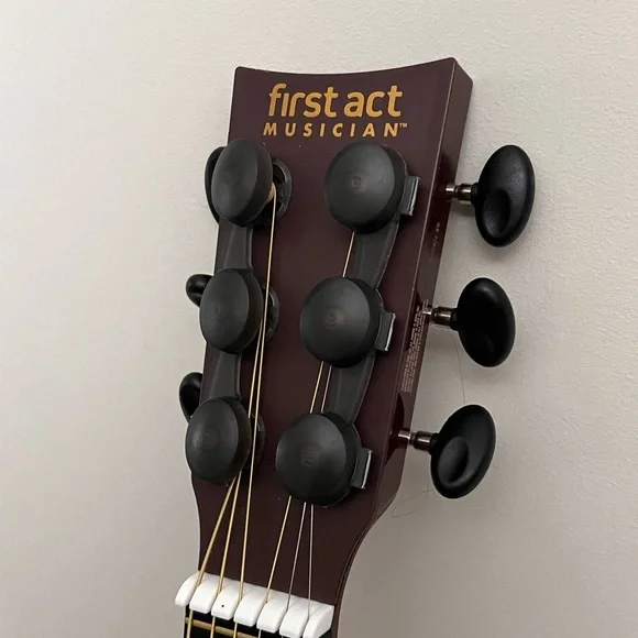 First Act Musician Parlor Acoustic Guitar - Sunburst - Picture 7 of 8